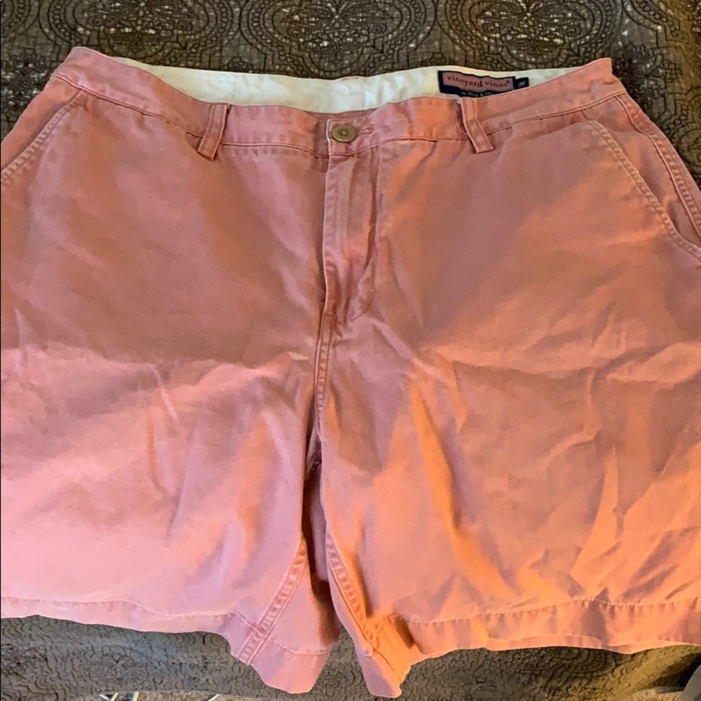Vineyard vine pink pastel shorts